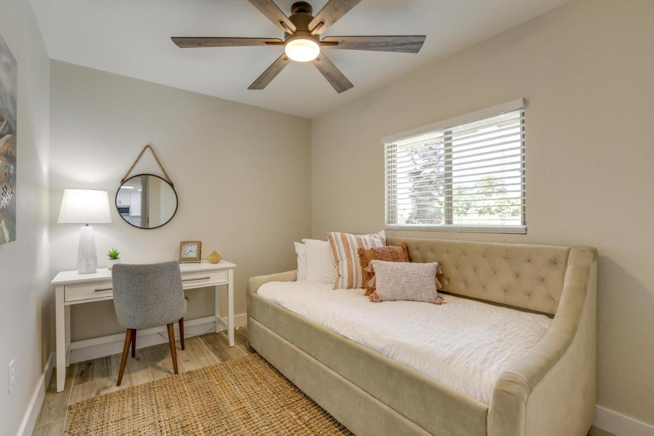 Sun City Retreat With Patio Near Golfing And Hiking! Bagian luar foto